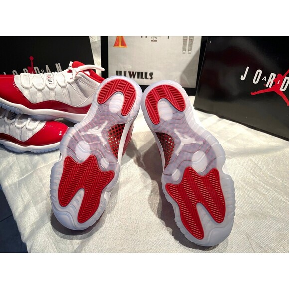 Nike Air Jordan Retro 11 XI Cherry White Black Varsity Red 2022 Men Size 9.5 main image 6